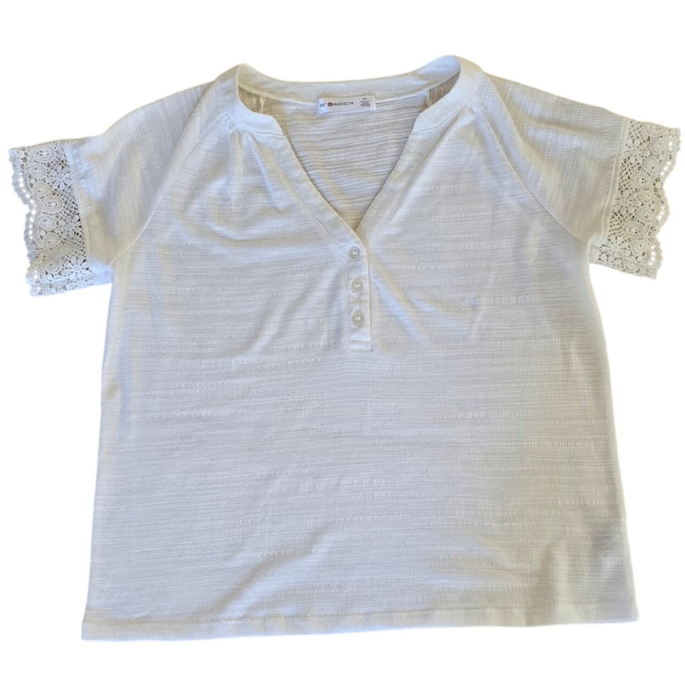 89th & Madison Women's White Lace Sleeve Top Button Henley Shirt - Picture 3 of 5